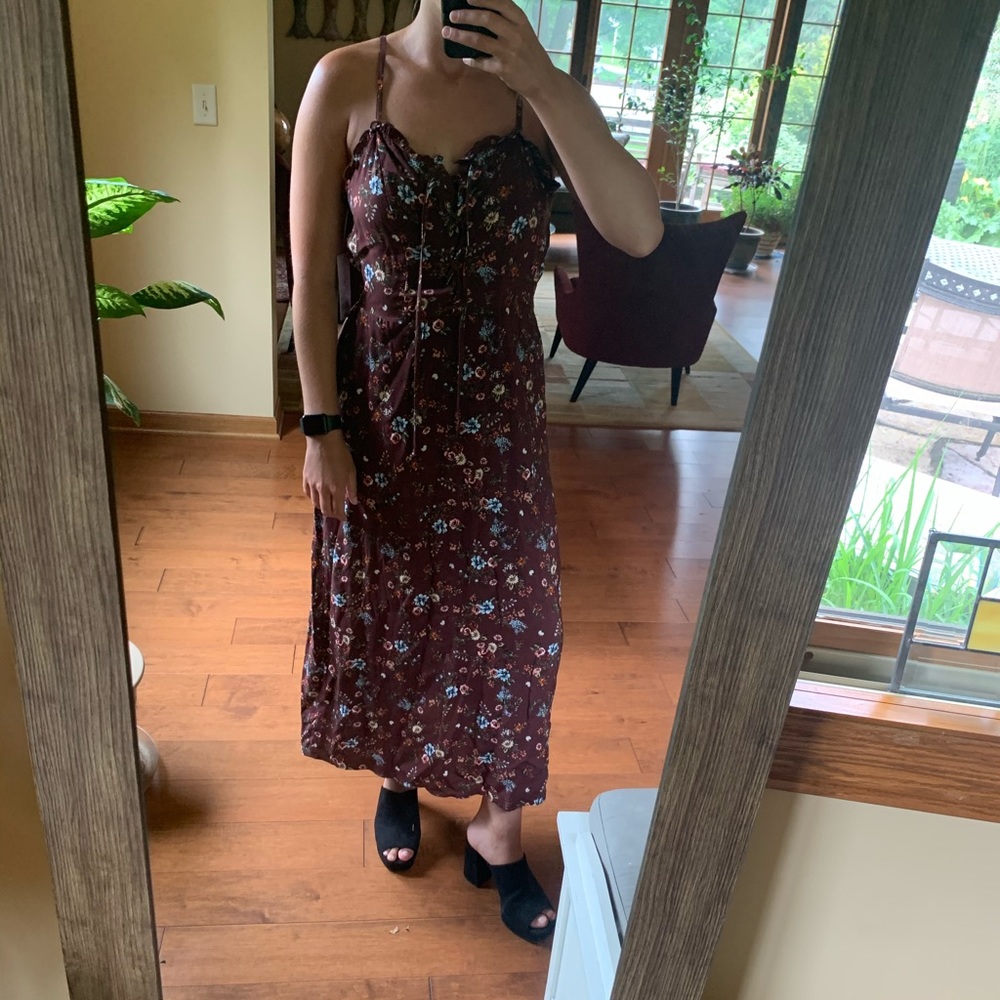 NEW WITH TAGS MAXI DRESS